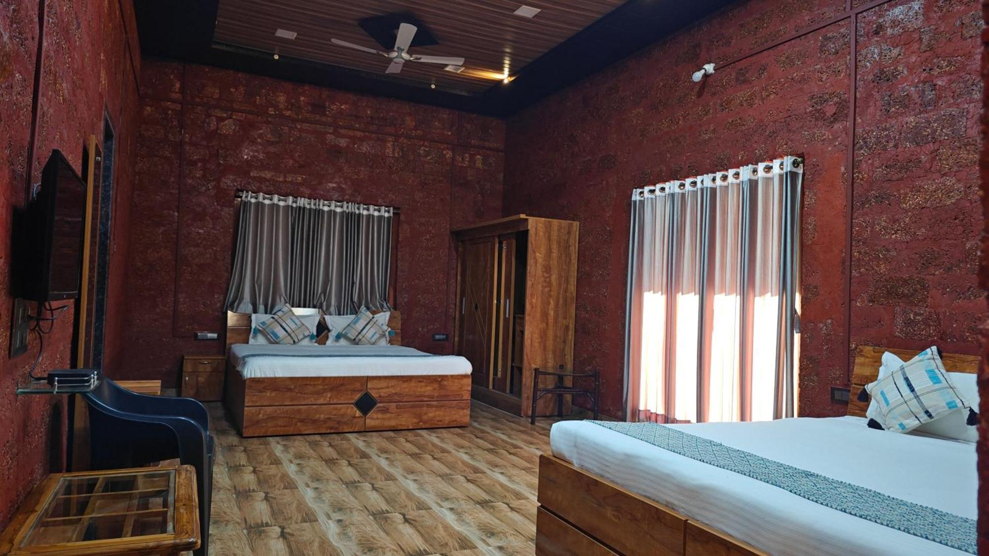 Stone Casa By Vgh 4Bhk Villa With Swimming Pool Mahābaleshwar Εξωτερικό φωτογραφία
